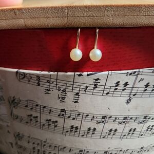 Vintage Marvella Faux Pearl Screw On Earrings